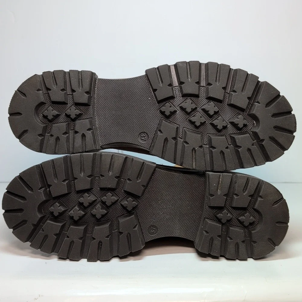 Danassa  lugged sole Chelsea suede boots women's size 6.5 EU 37 - Picture 6 of 16